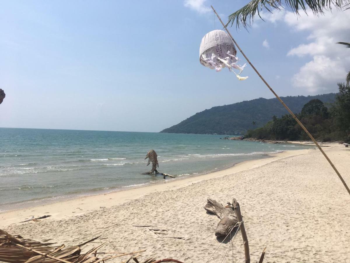 Khanom Sea Breeze Apartment Kültér fotó