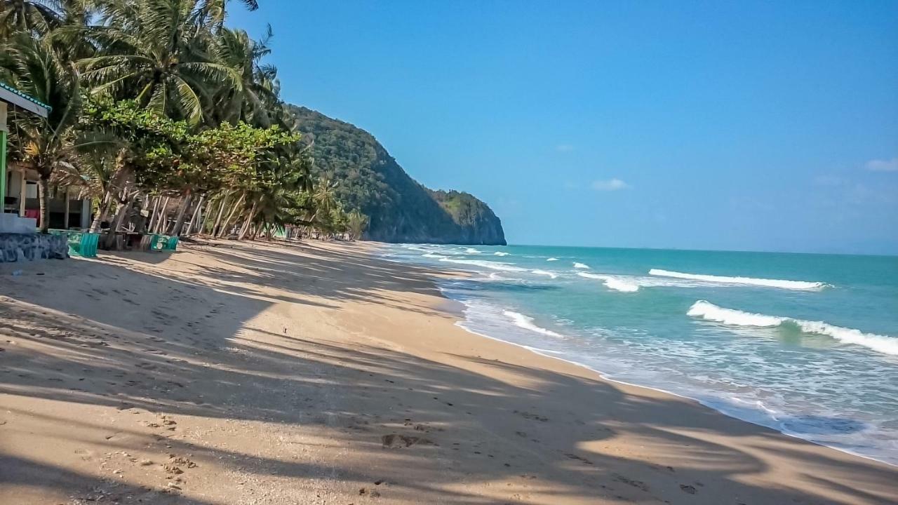 Khanom Sea Breeze Apartment Kültér fotó