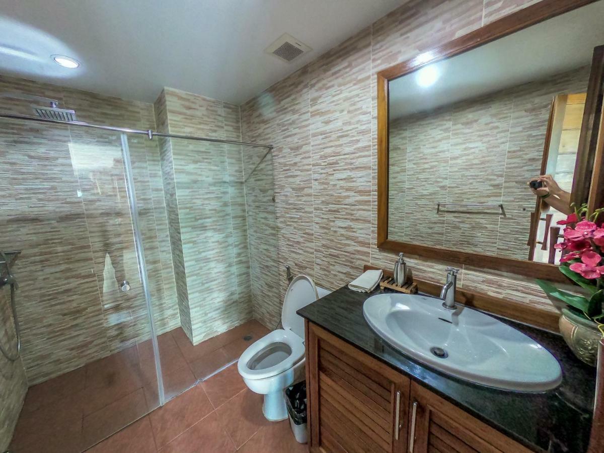 Khanom Sea Breeze Apartment Kültér fotó